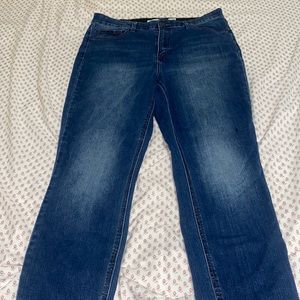 GREAT CONDITION women’s straight leg jeans size 16